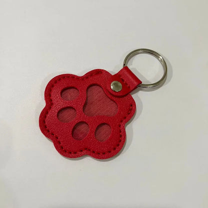Dog Hair Collector Keychain Leather Pet Memorial Keepsake for Dogs and Cats, Fur Storage Pendant Charm Gift Keychain